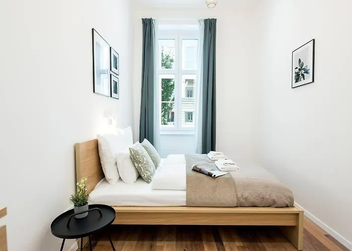 Super Central New And Modern Aircon Home